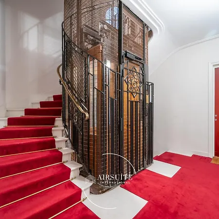 Luxury Triumph Cocon 1br By Airsuite Parigi